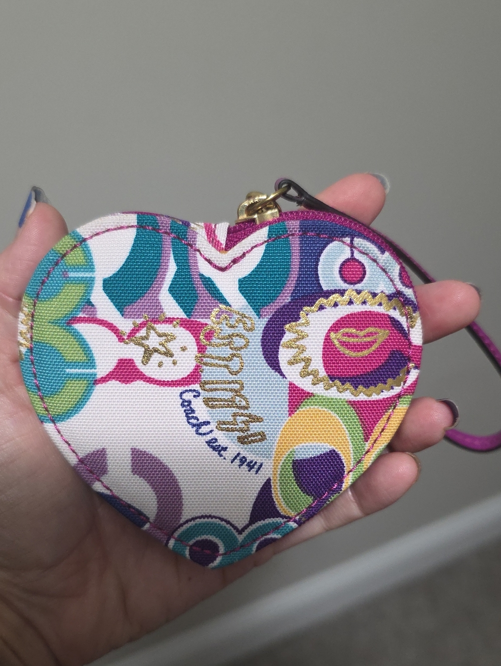 Coach Poppy Graffiti Sateen Heart Coin Purse, Wristlet, Key Ring, Bag Charm Y2K - Picture 4 of 12